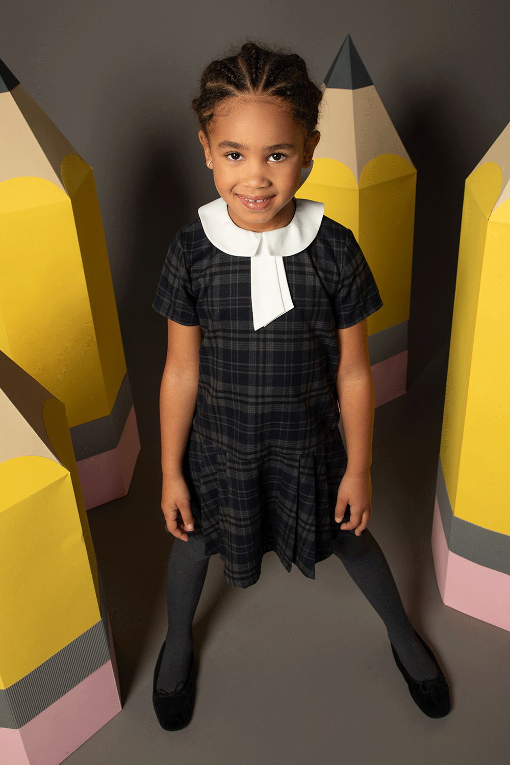 Checked dress with contrasting white collar