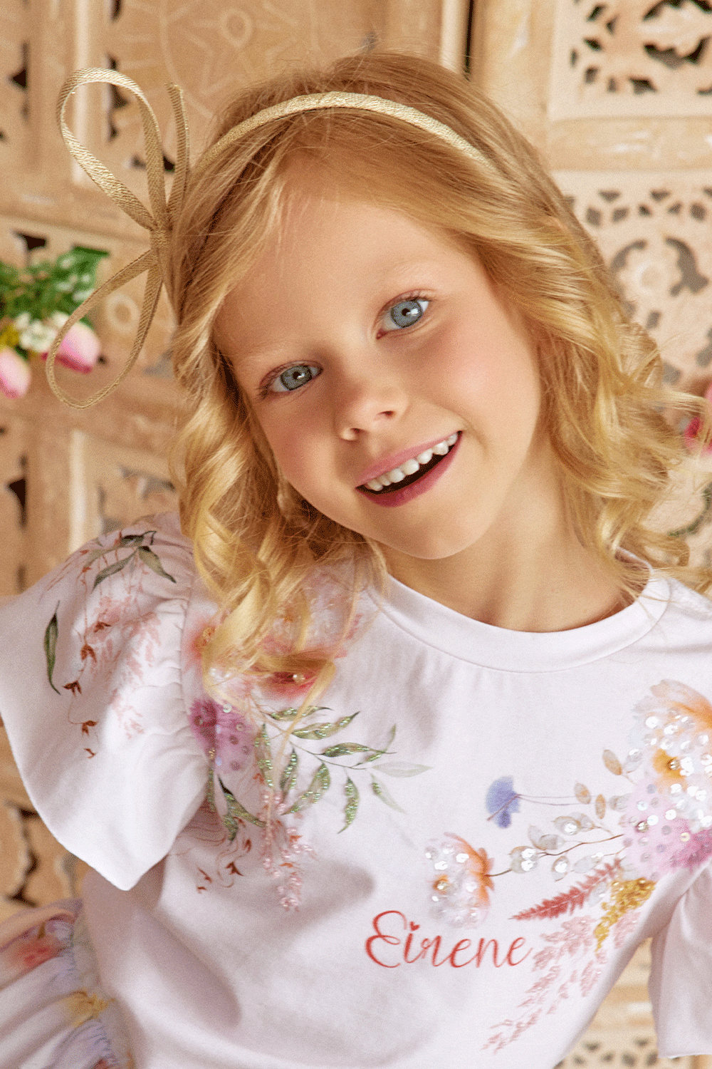 White cotton t-shirt with flower print and embelishment