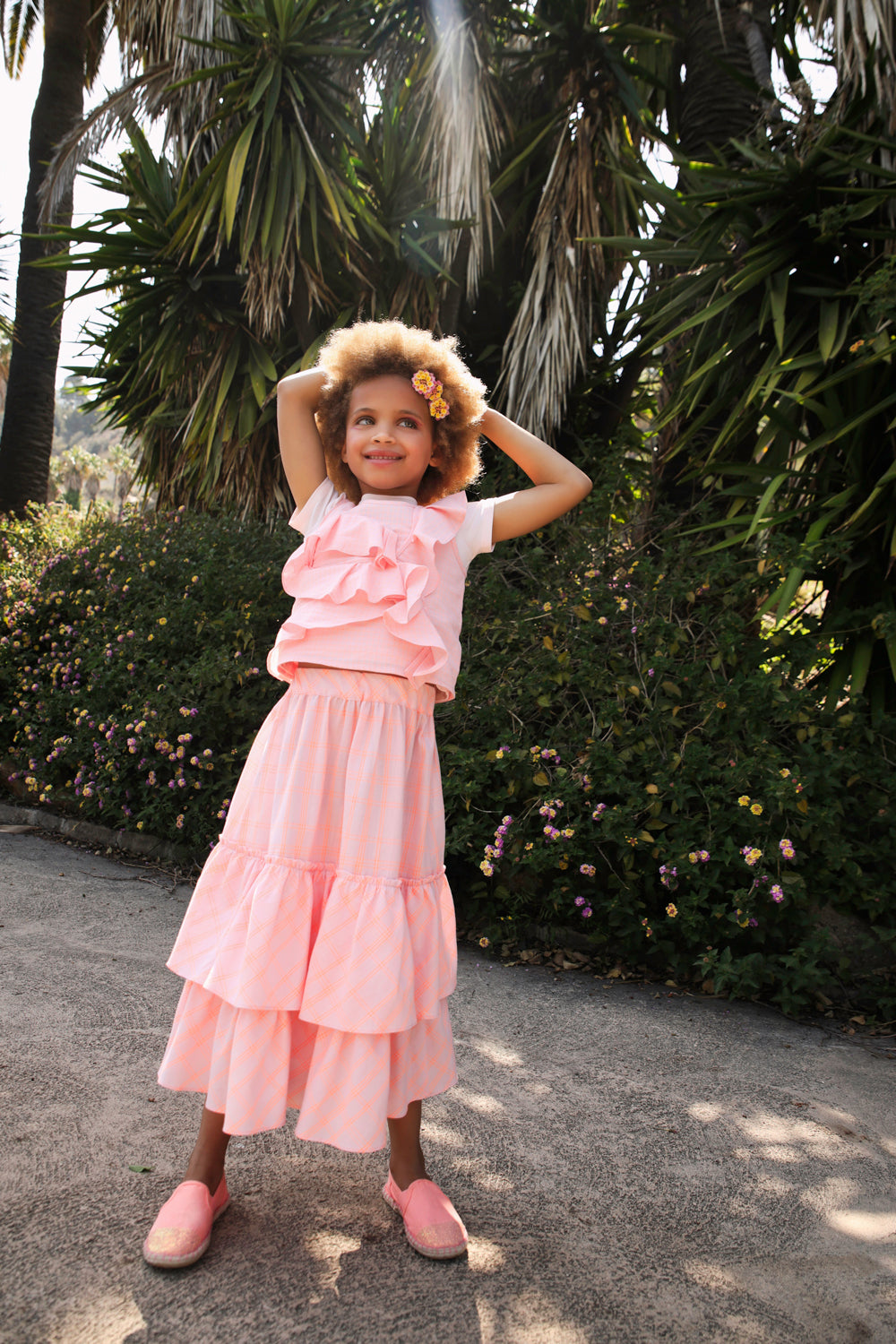 Set of orange and pink neon cotton top with frills and t-shirt
