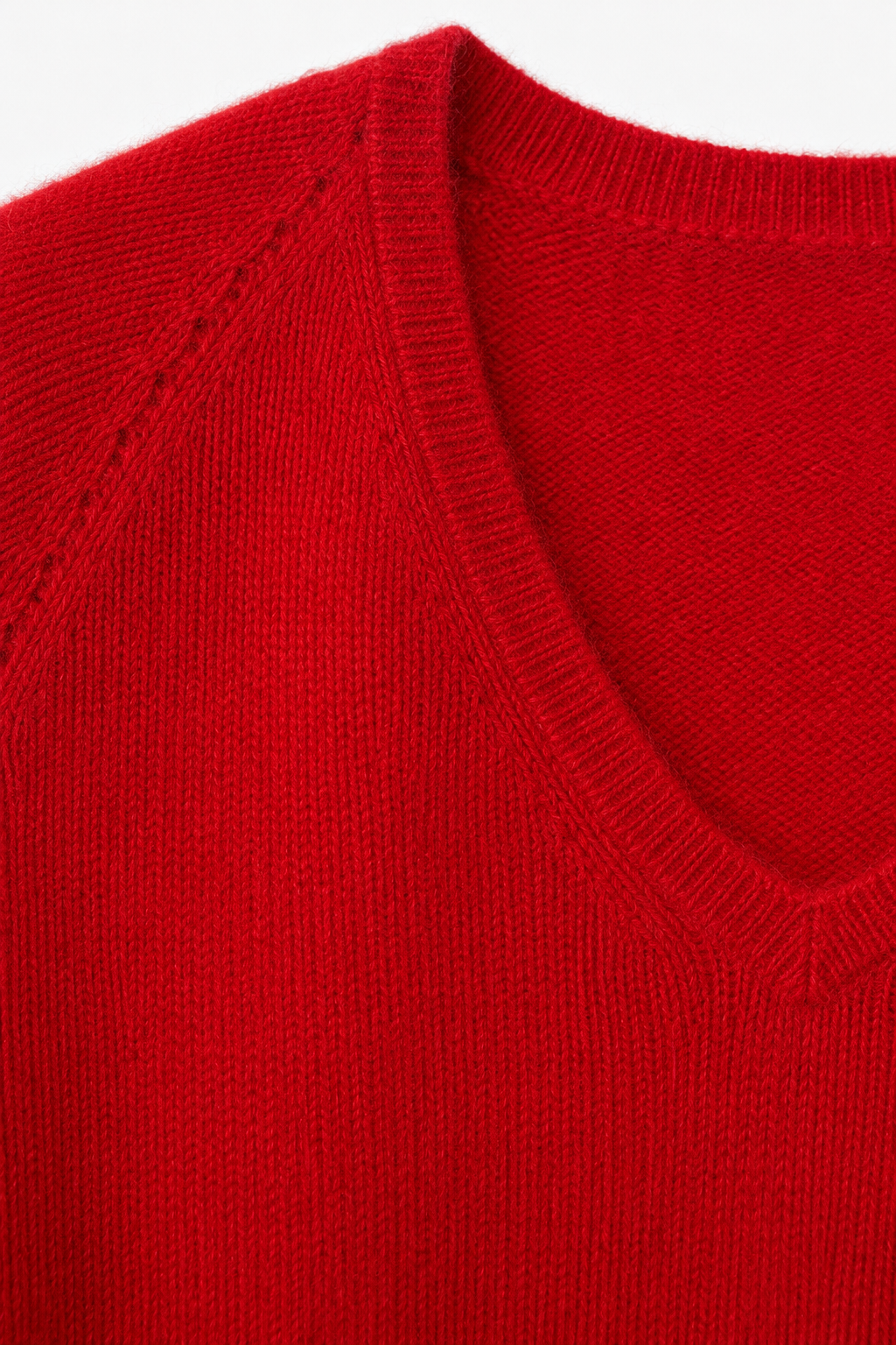 SCARLET GLOW Sweater