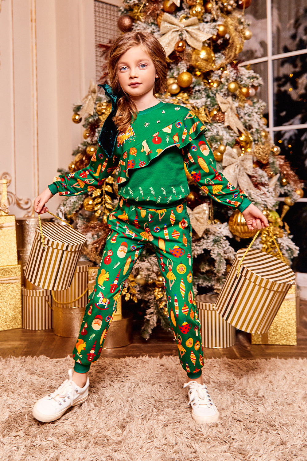 Green Christmas tracksuit with frill