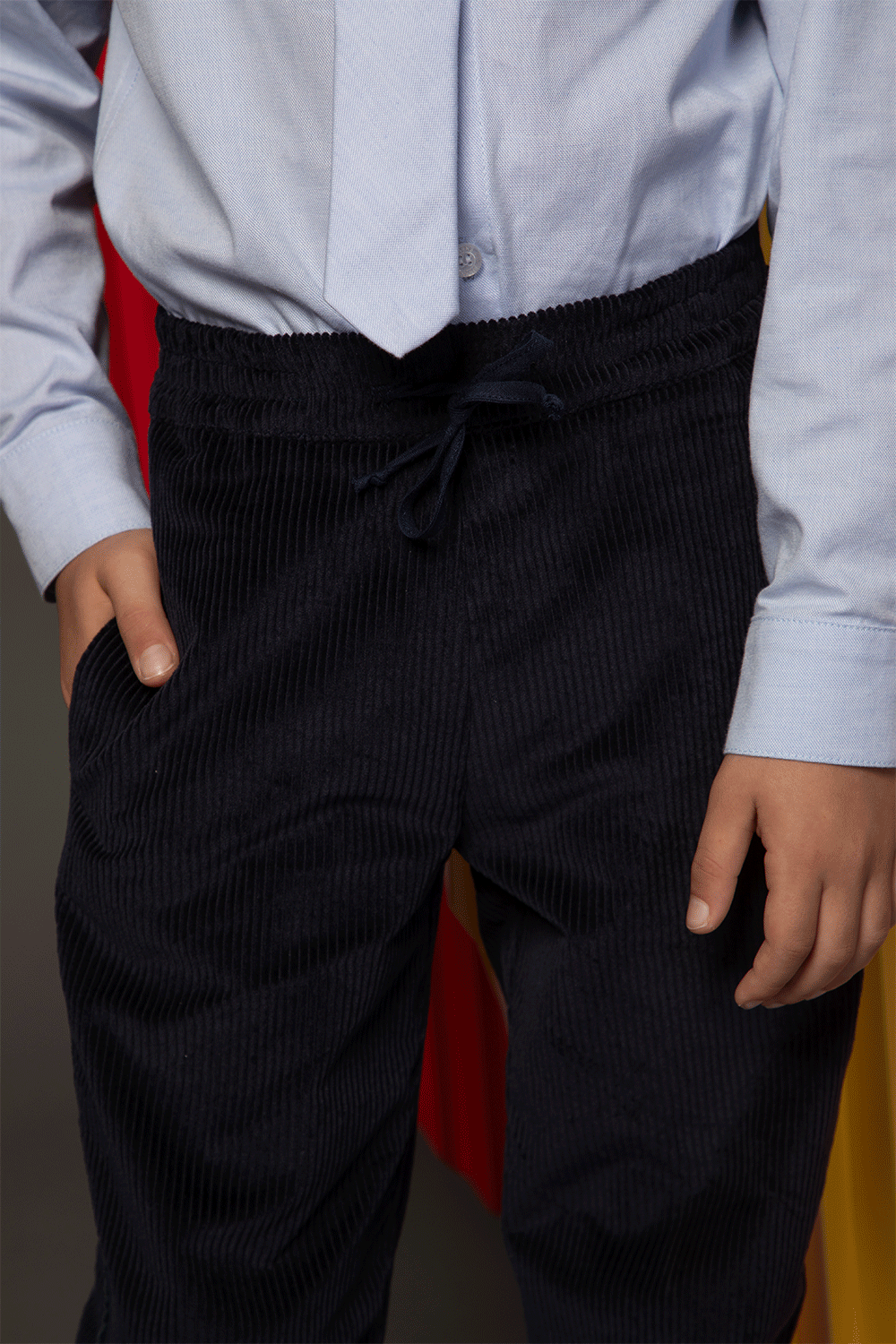 Black ribbed trousers with drawstring