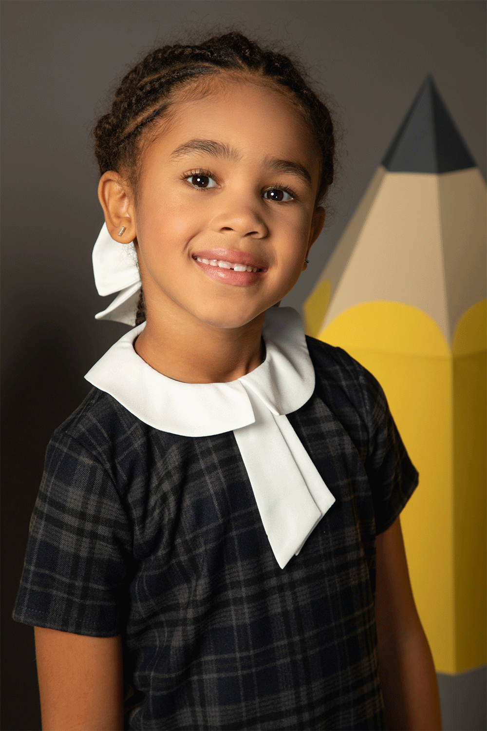 Checked dress with contrasting white collar