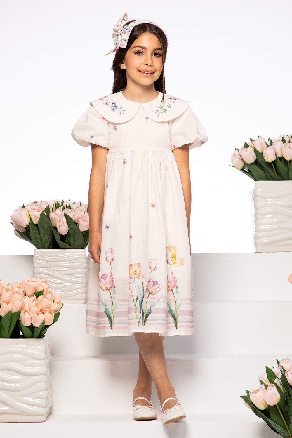 Off-white satin cotton dress with tulip print and hand-embellished collar