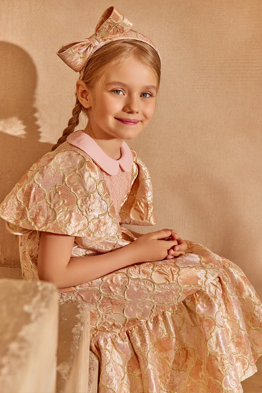 Shimmering brocade dress with flutter sleeves and contrast collar