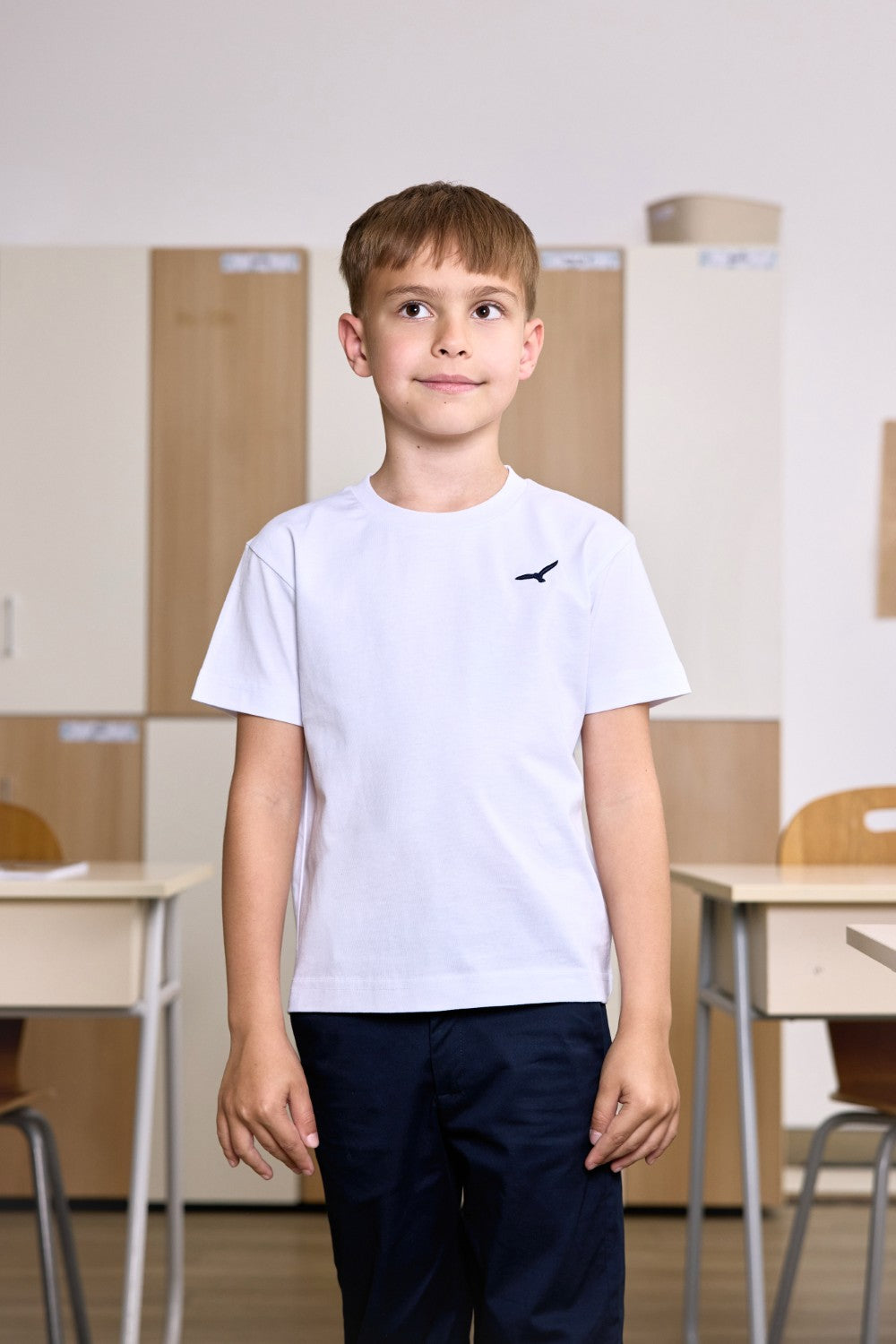 White cotton t-shirt for little boys with logo